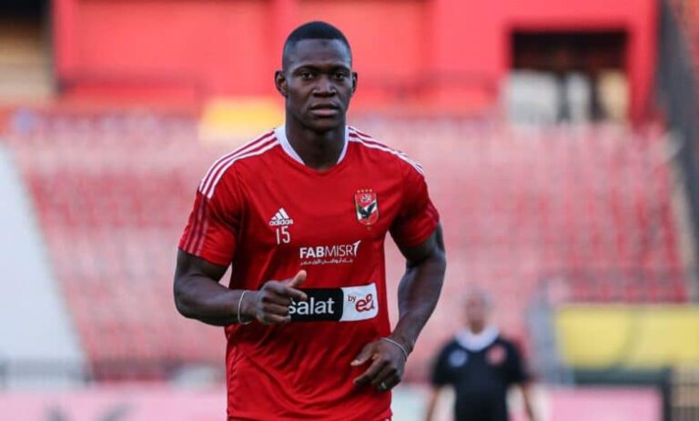 اليو ديانج يرتدي قميص النادي الاهلي بعد انتهاء إعارته من نادي الخلود السعودي